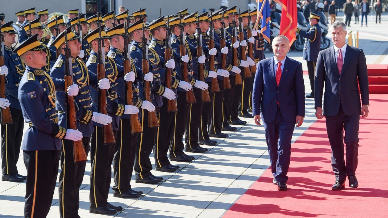 Predsednik Albanije Ilir Meta i predsednik lažne države Kosovo Hašim Tači