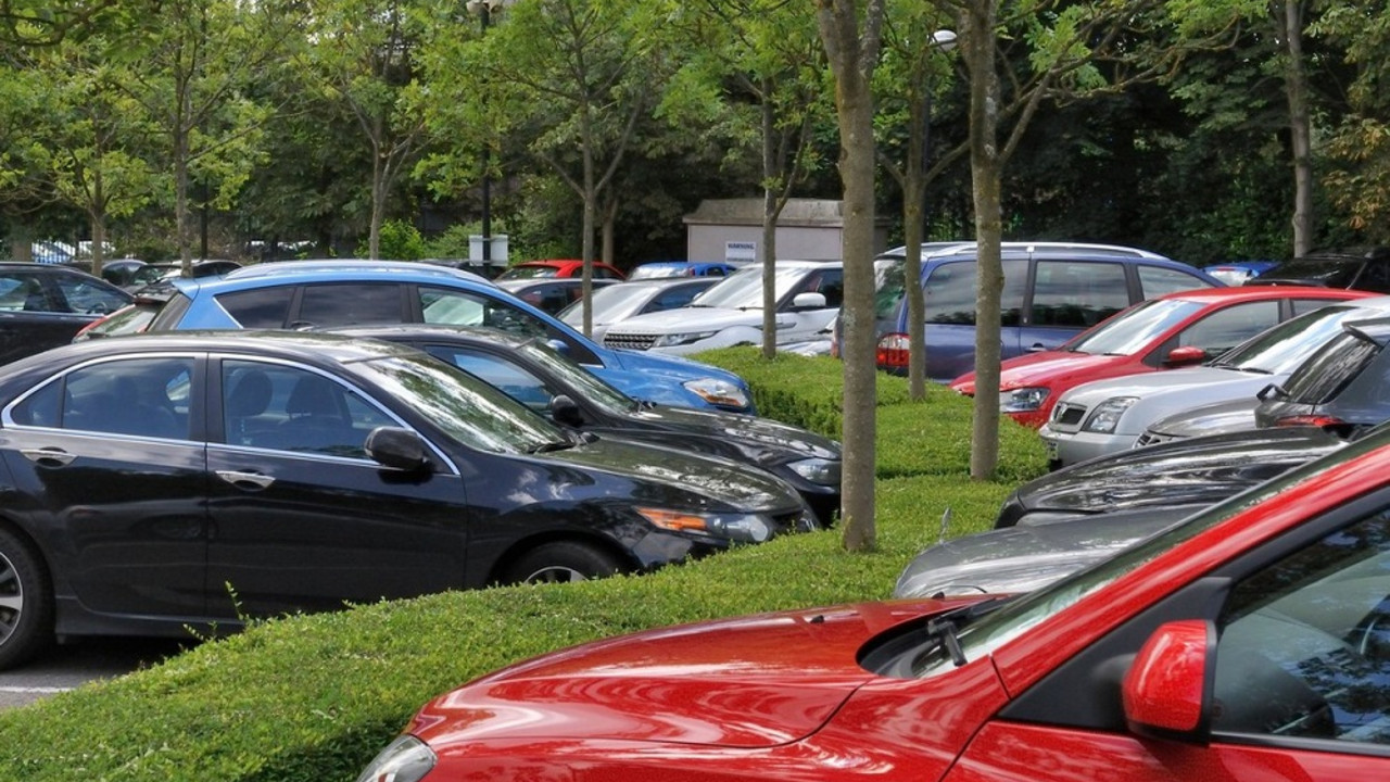 automobili