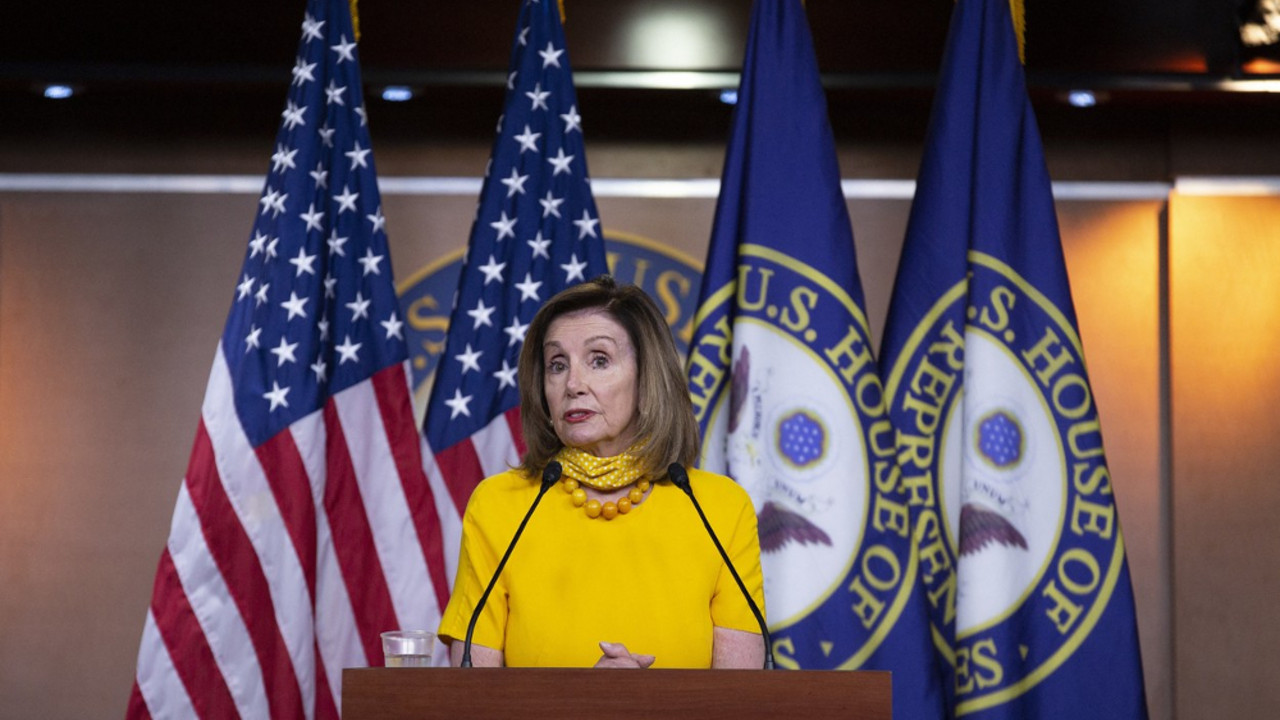 Nensi Pelosi