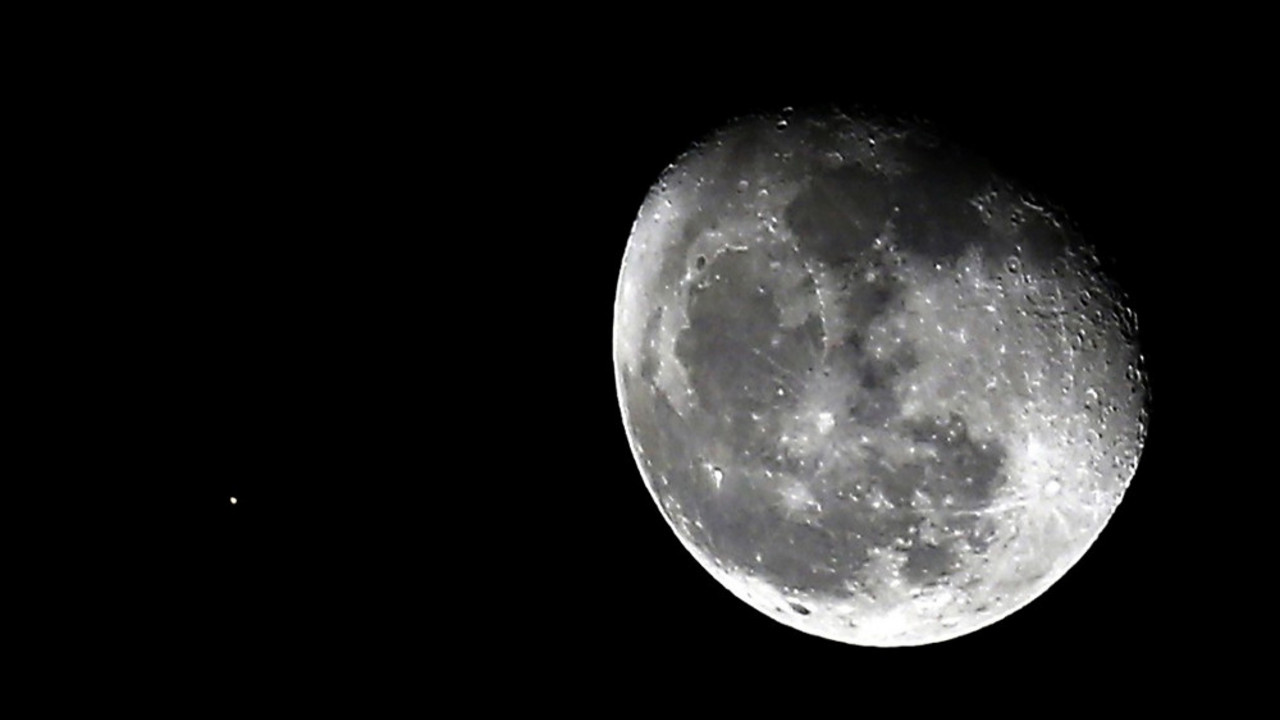 astro