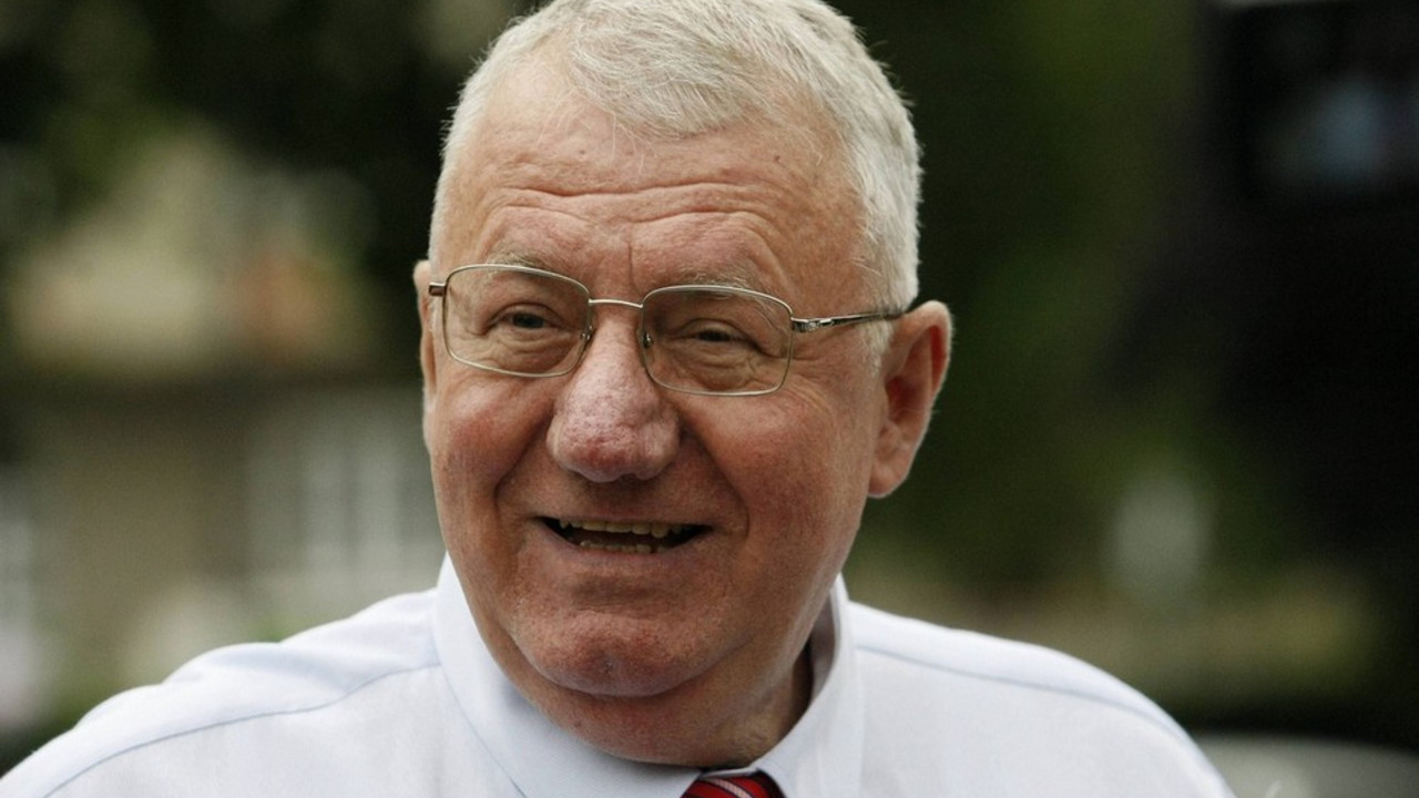 Vojislav Šešelj