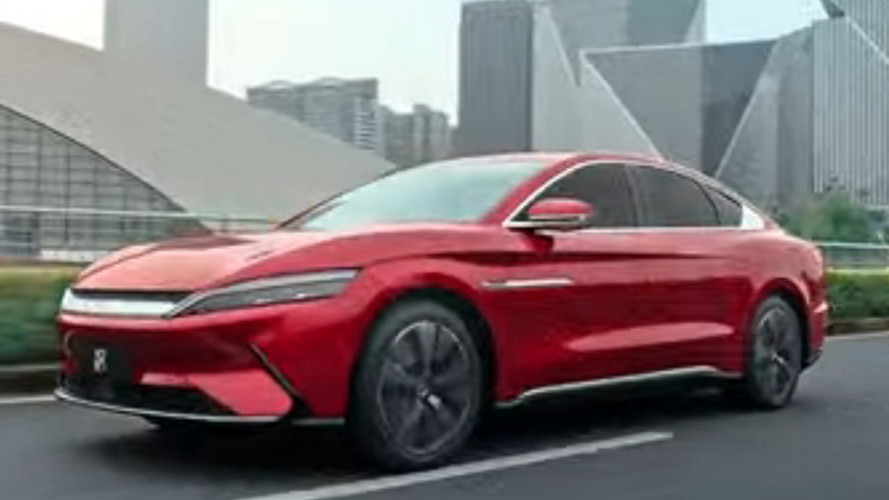 Kineski električni automobil