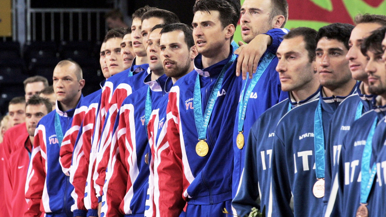 Odbojkaši Jugoslavije na pobedničkom postolju na Olimpijskim igrama u Sidneju