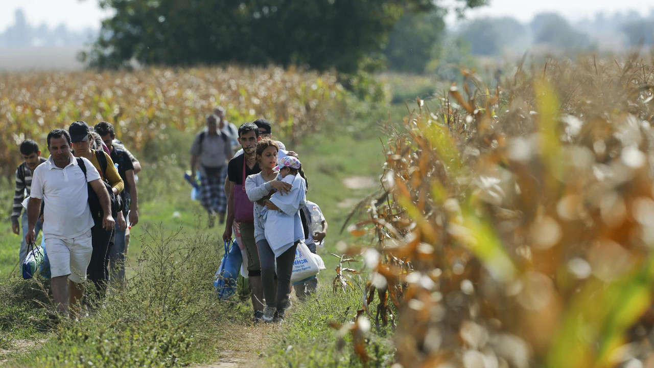 Migranti prelaze u Hrvatsku