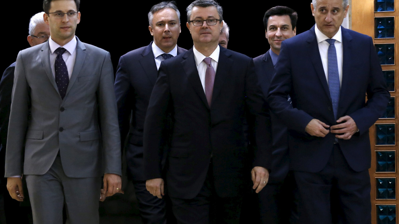 Petrov, Orešković i Karamarko