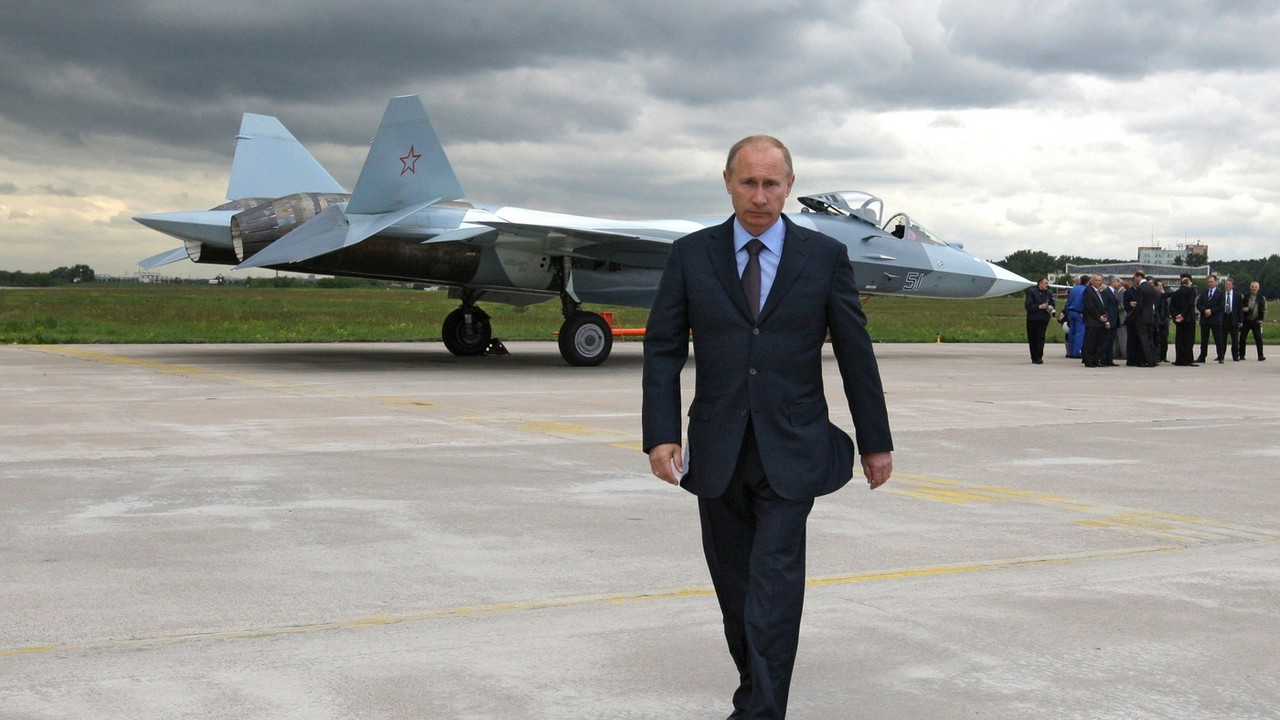 Vladimir Putin na predstavljanju avona T-50 Pak Fa 