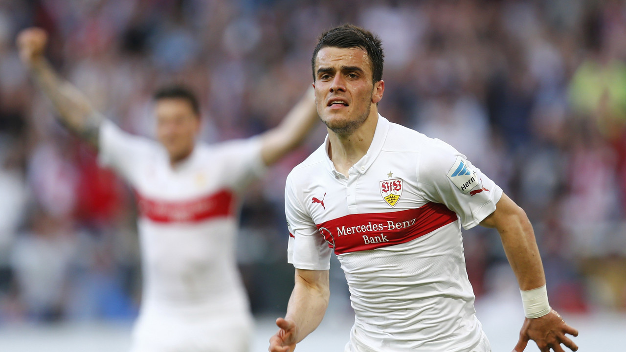 Filip Kostić proslavlja gol protiv Majnca.