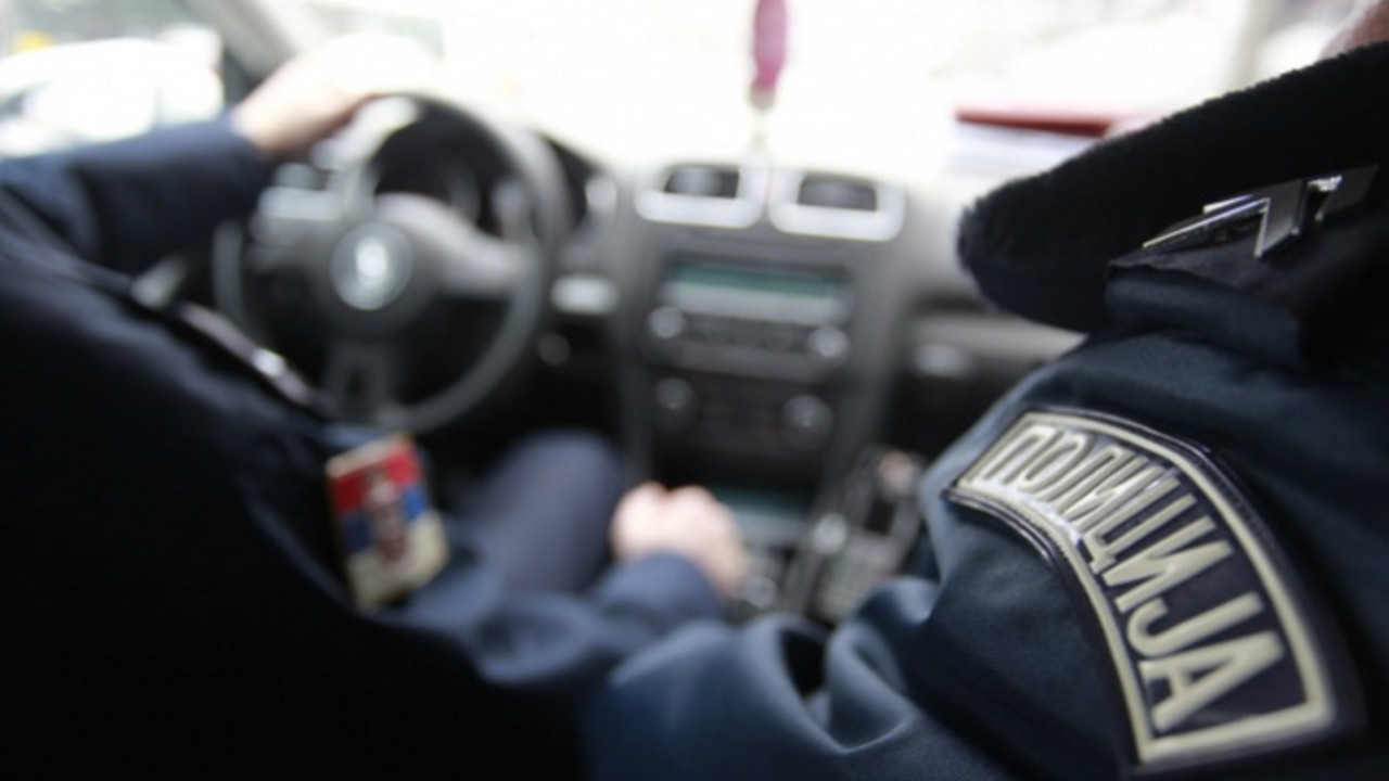 policija 