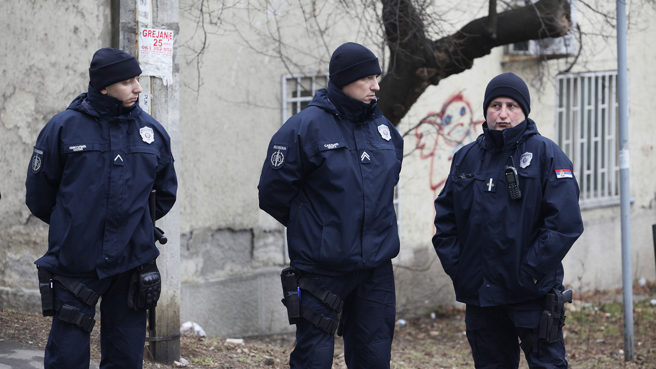 policija