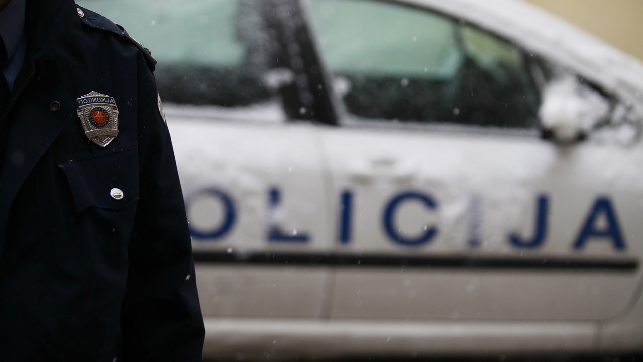 policija