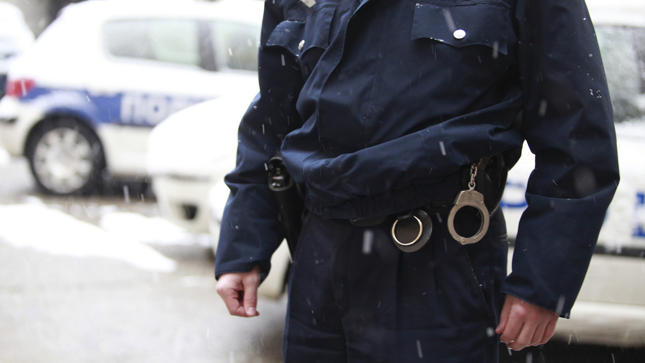 policija