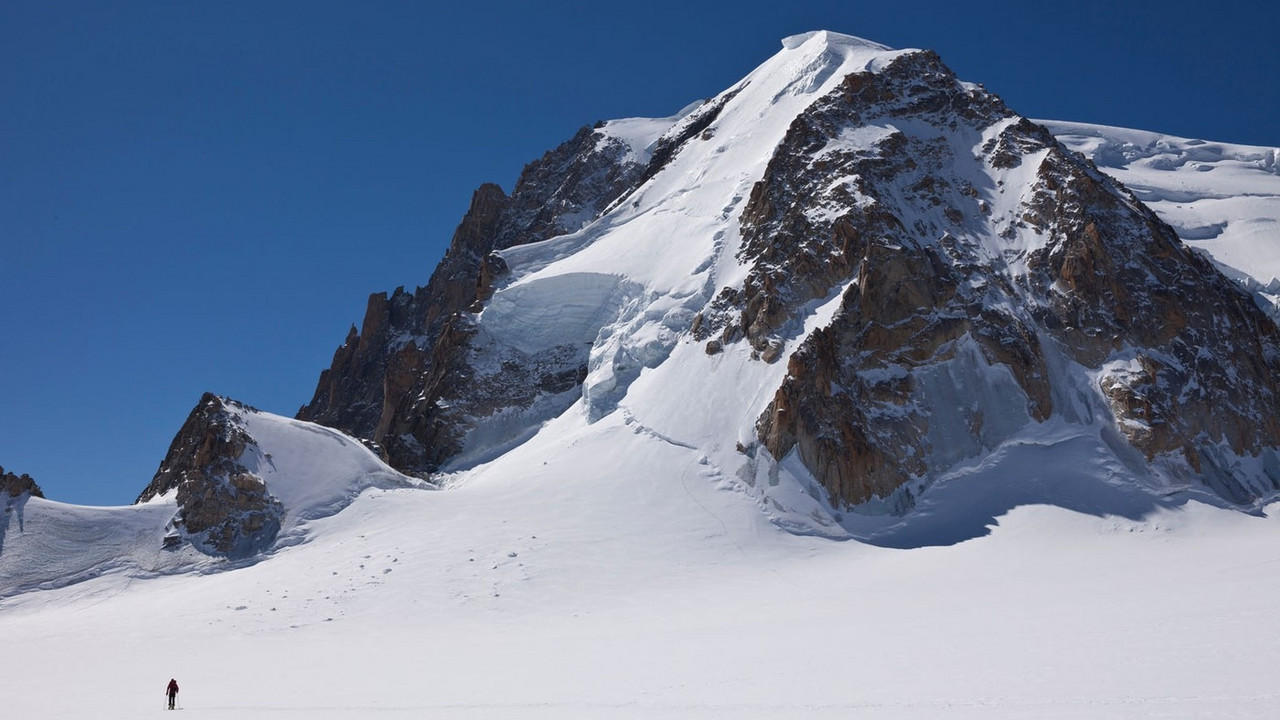 Poginuli alpinisti na Monblanu