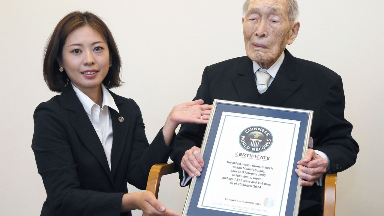 Sakari Momoi
