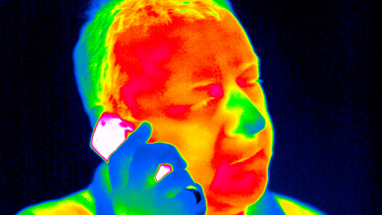 Zračenje mobilnog telefona