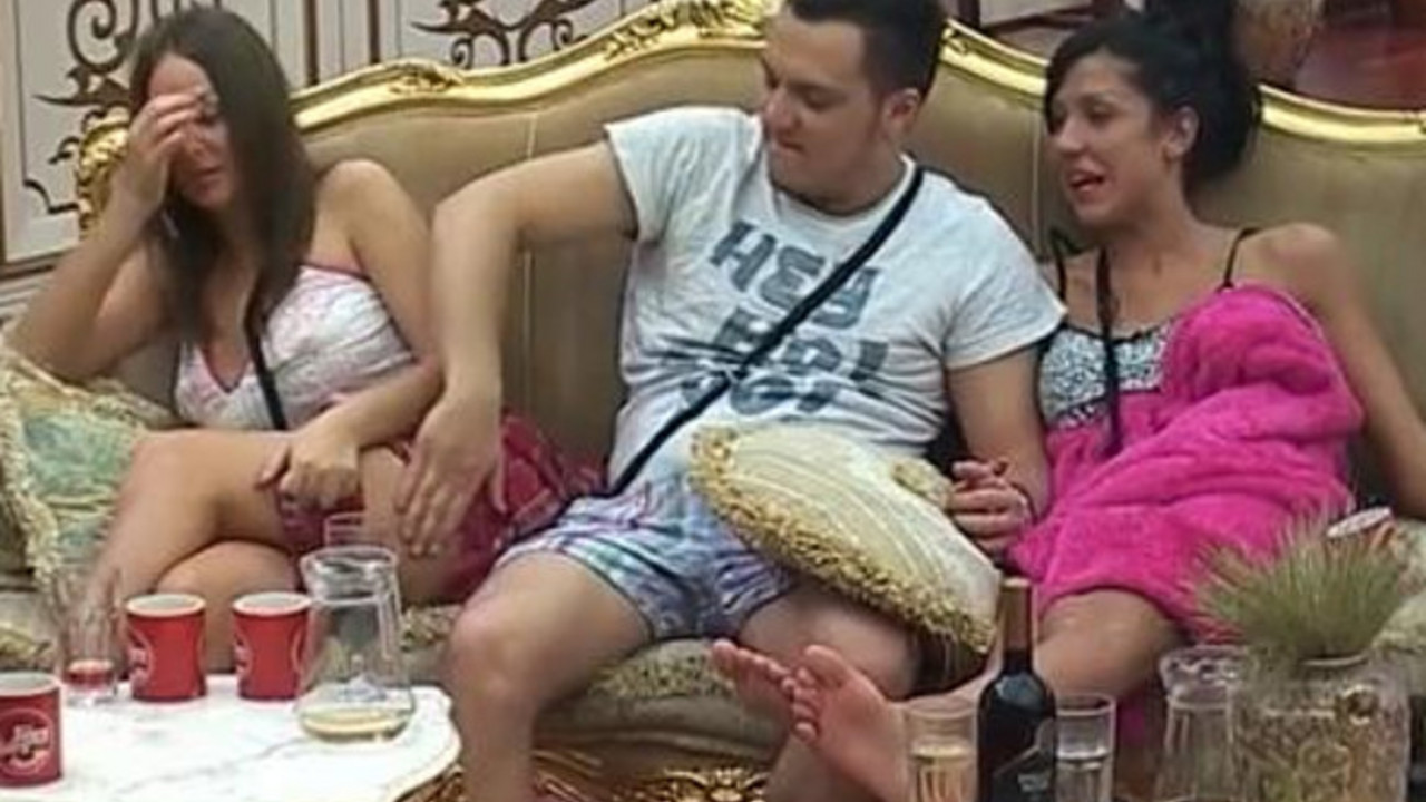 Maca Diskrecija, Gastoz i Tijana Ajfon