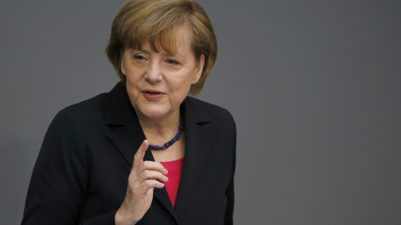 Angela Merkel, Grčka, protesti