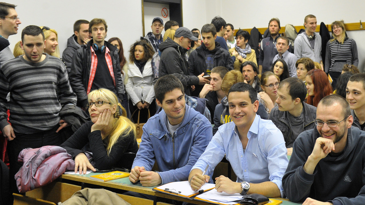 Studenti