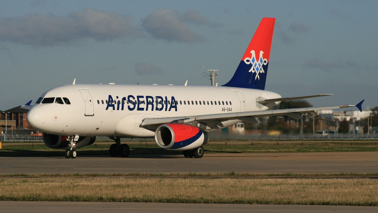 Avion Er Srbije
