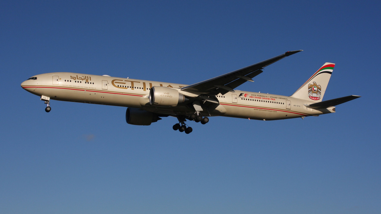 Etihad bez komentara o kupovini Alitalije