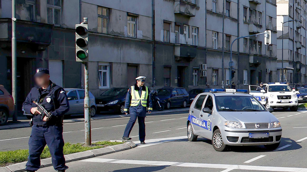Policija