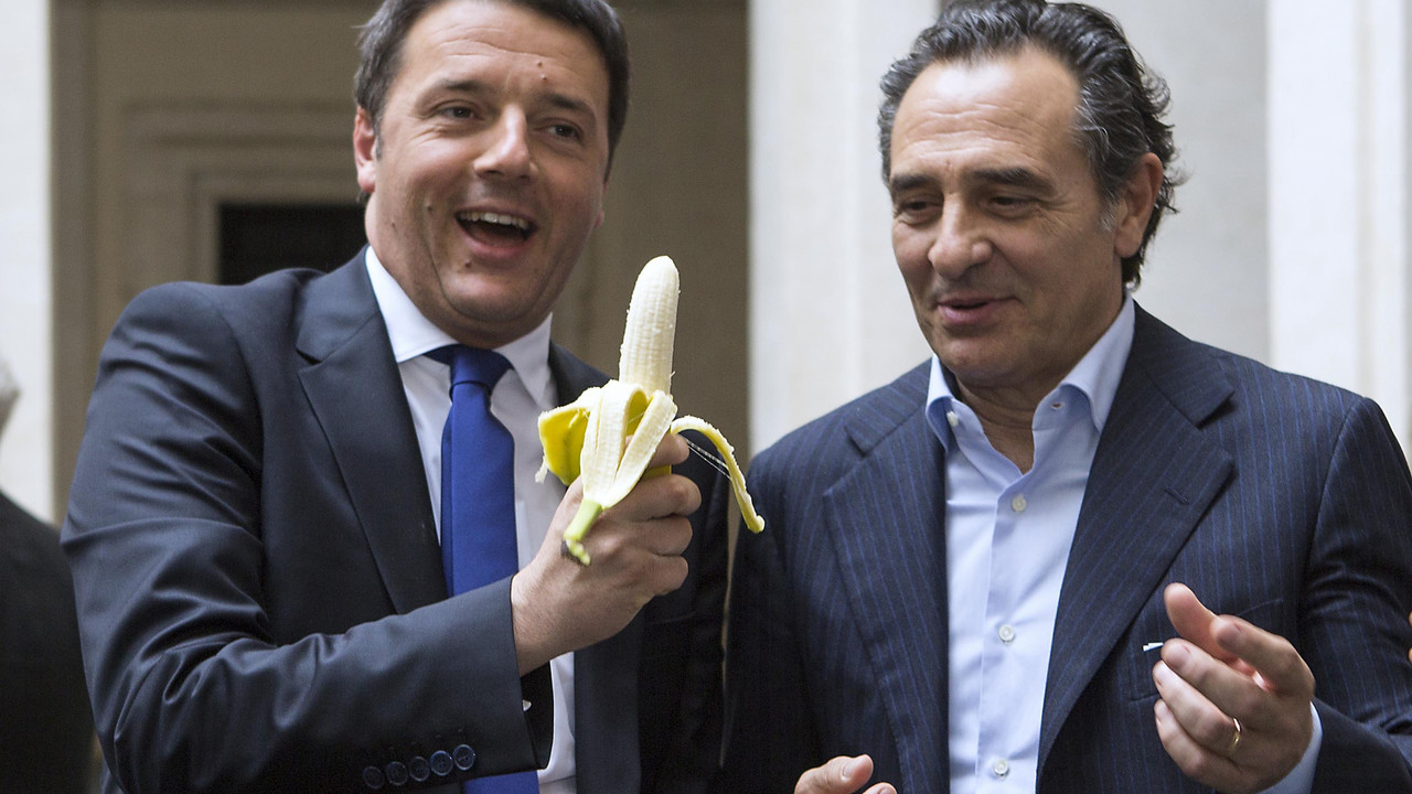 Selektor Italije Čezare Prandeli (na slici desno) sa premijerom Italije Mateom Rencijem