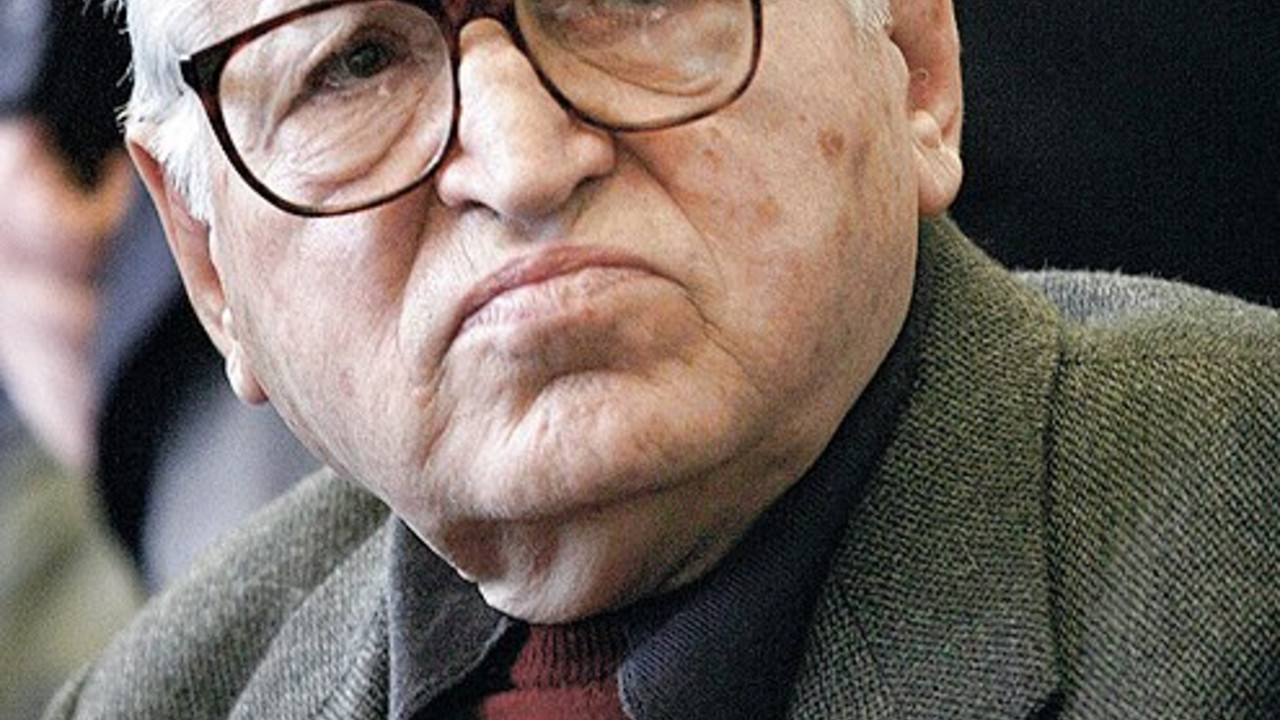 Dobrica Ćosić