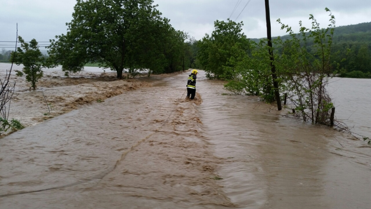 Topola, poplave