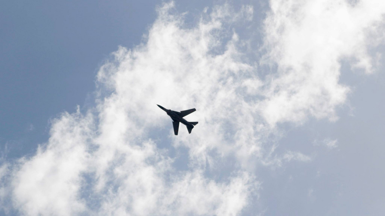 Srušen vojni avion