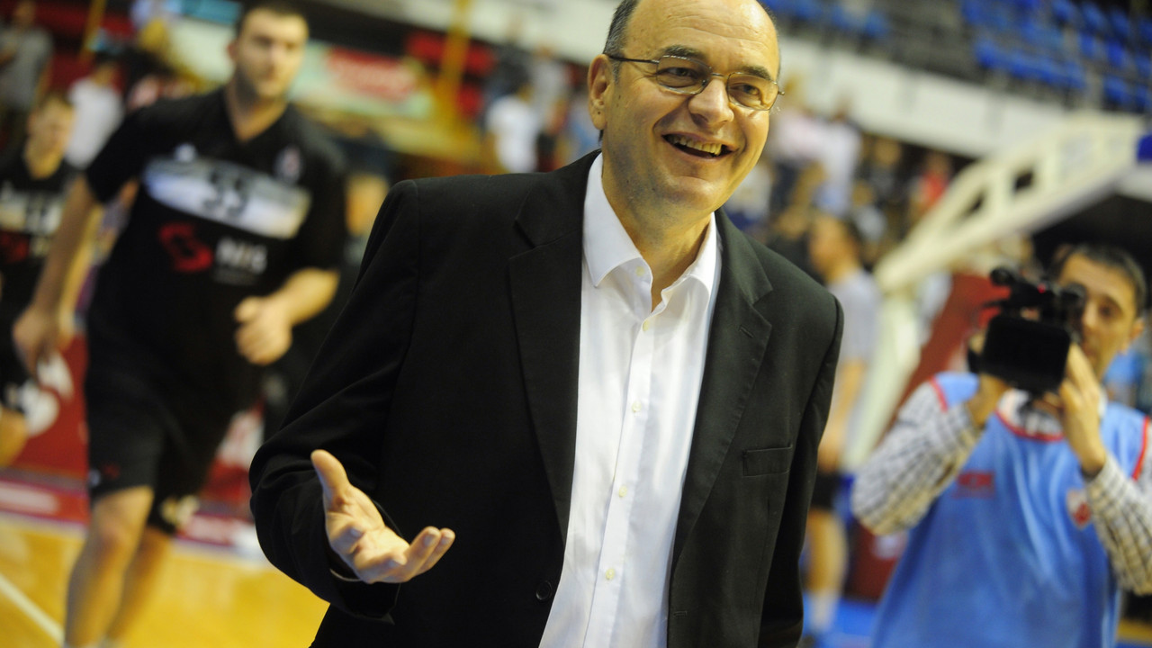 Trener Partizana NIS Duško Vujošević