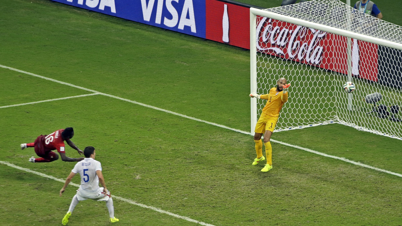 Silvestre Varela postiže izjednačujući gol za Portugal