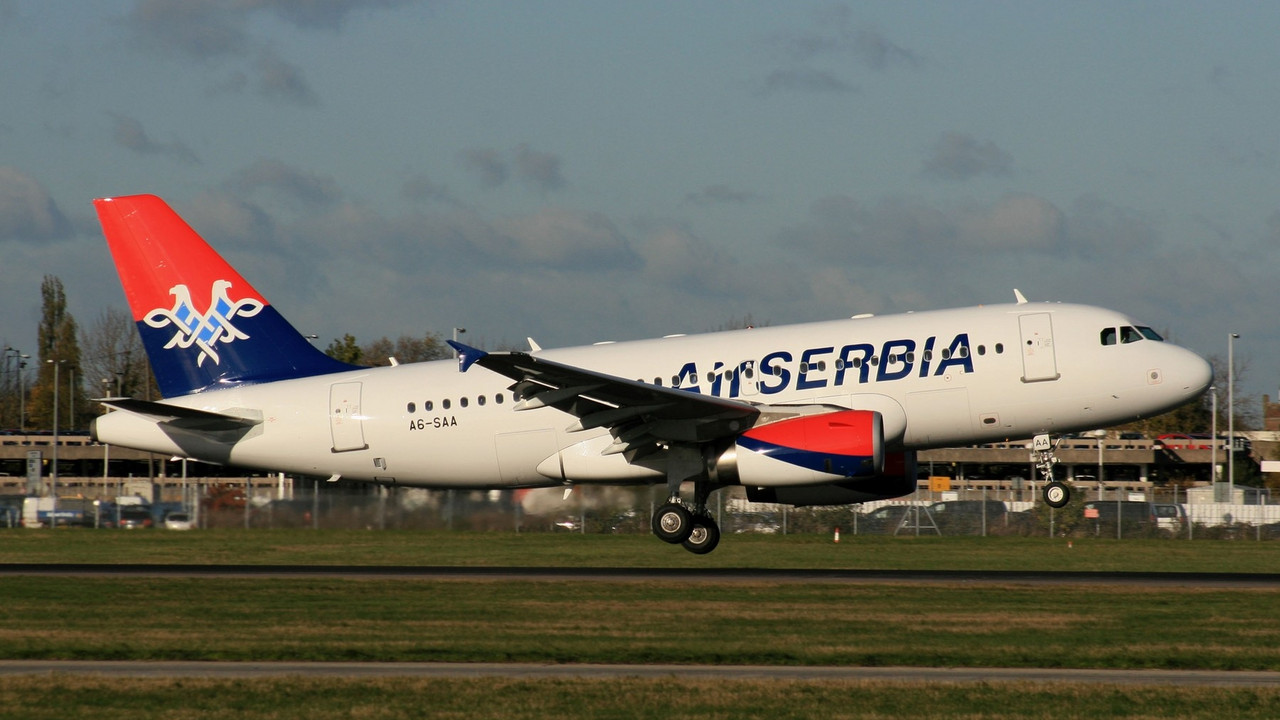avion Er Serbia
