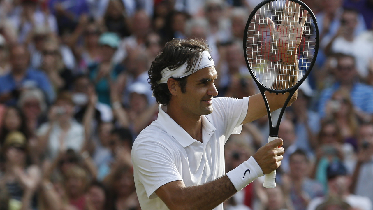 Rodžer Federer posle pobede nad Milošem Raonićem u polufinalu Vimbldona