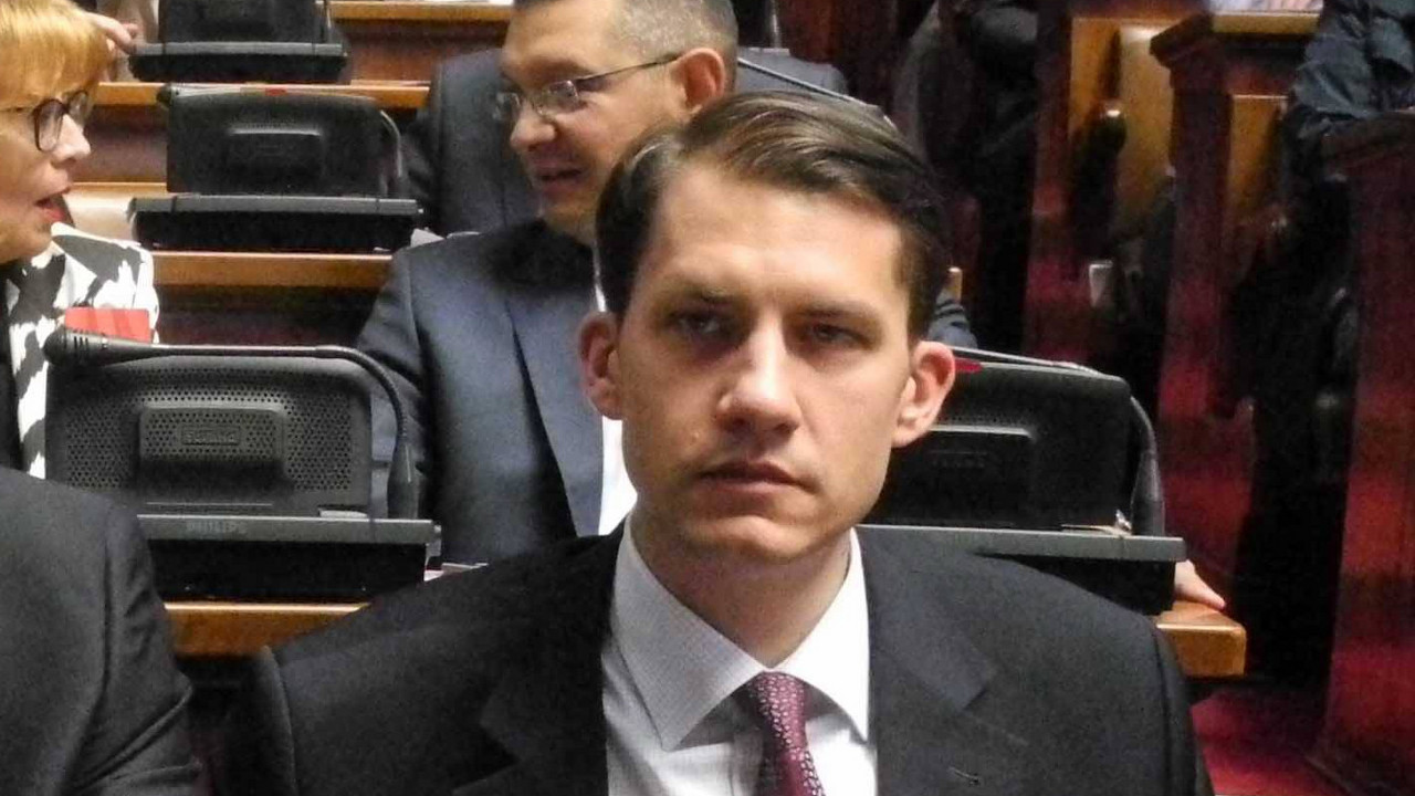 Balint Pastor na sednici