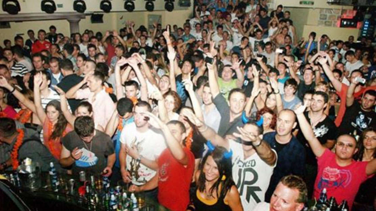 Klub Maximus, Kotor