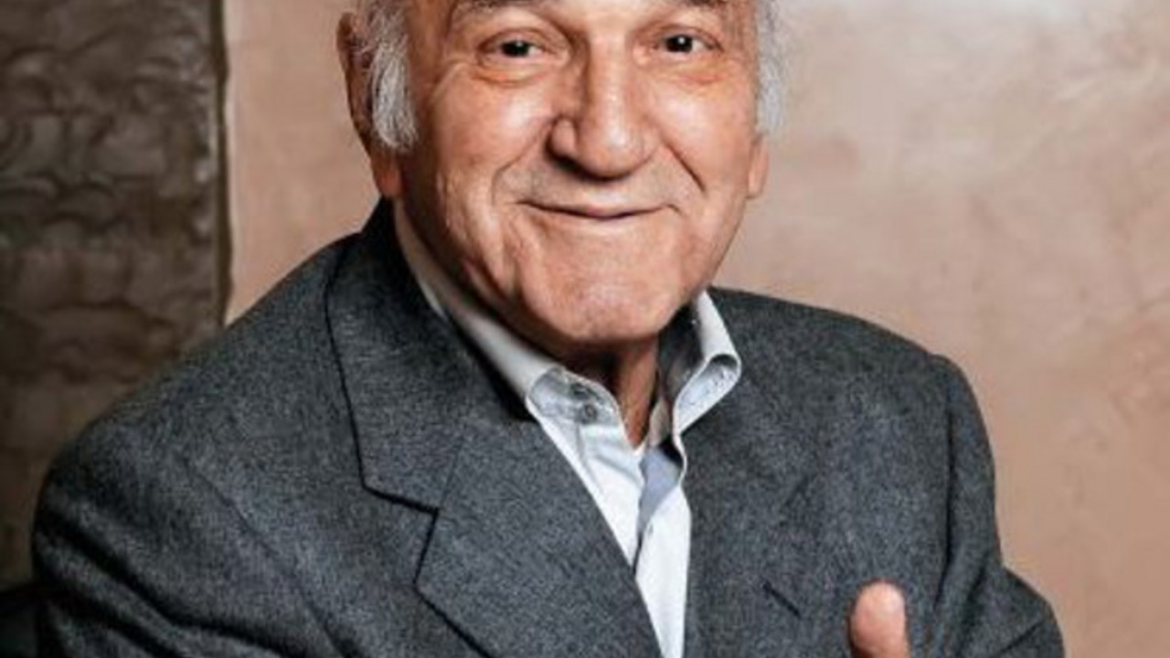 Bata Živojinović