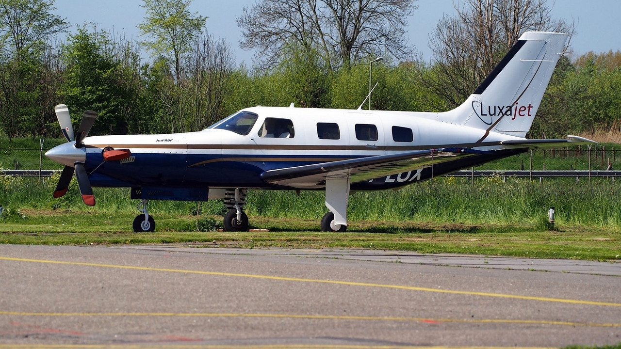 piper pa 46
