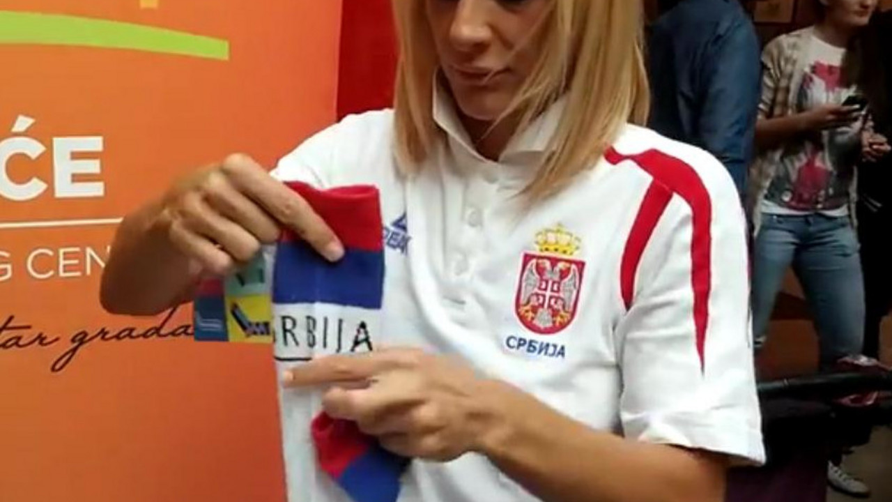 Milica Dabović s čarapama za SP