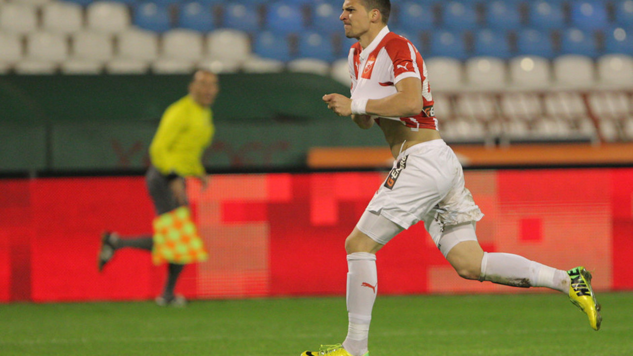 Napadač Crvene zvezde Đorđe Despotović proslavlja gol protiv Borca