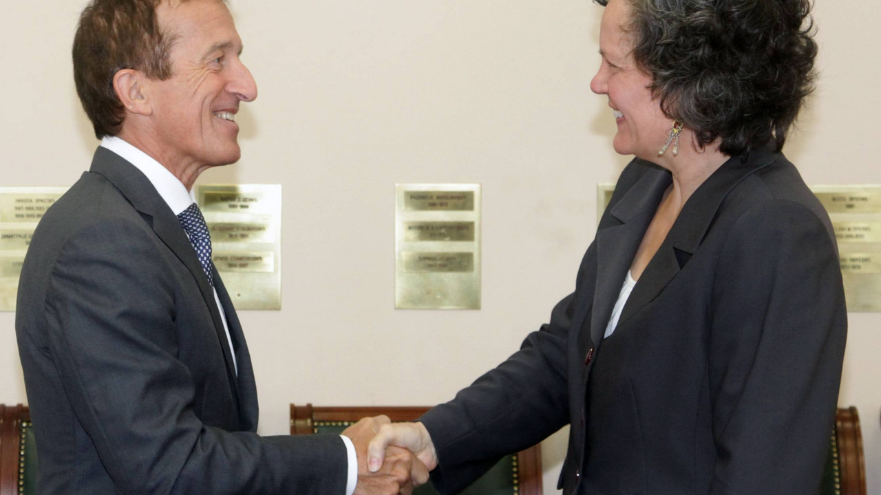 Peter Burkhard i Kori Udovički