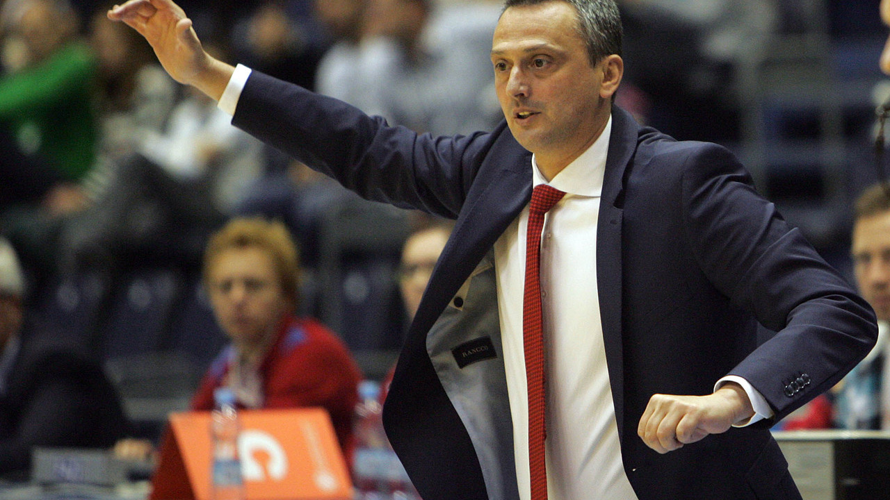 Dejan Radonjić tokom meča trećeg kola ABA lige između Crvene zvezde i Olimpije
