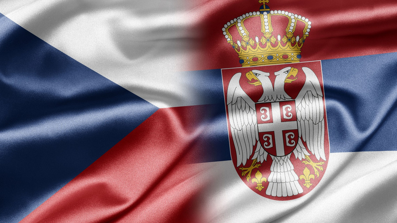 Spojene zastave Češke i Srbije
