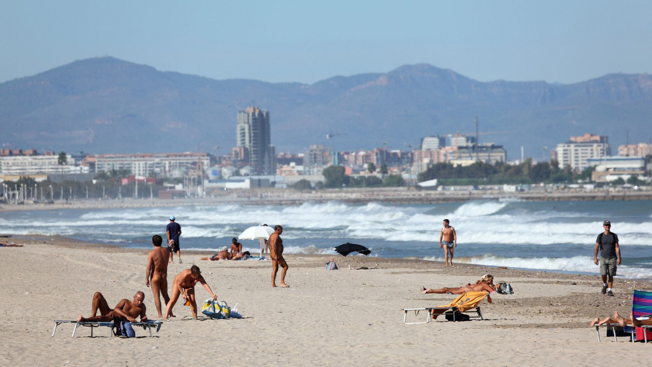 Nudistička plaža