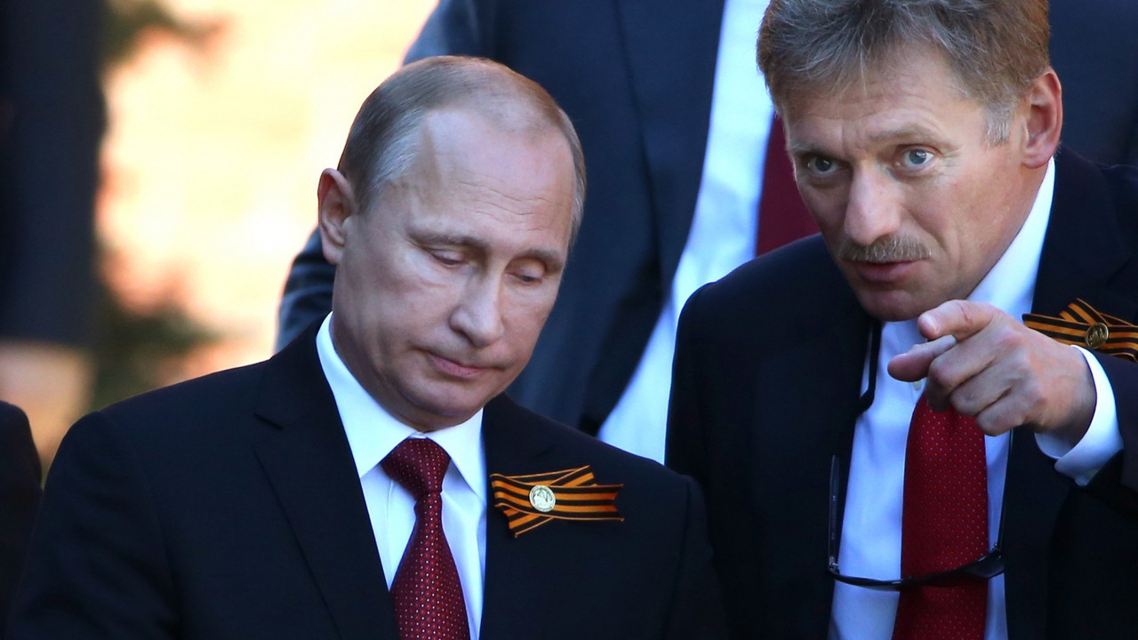 Dmitrij Peskov i Vladimir Putin