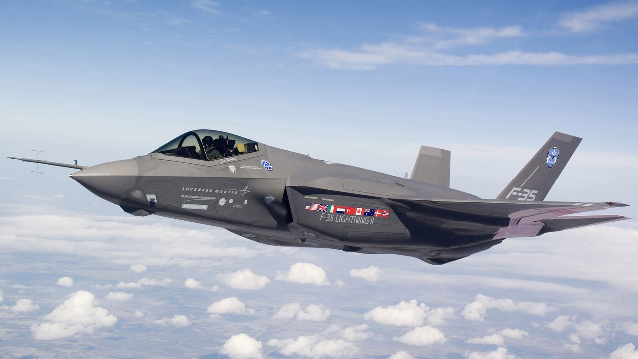 F35