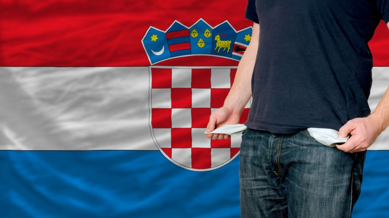 Hrvat praznih džepova