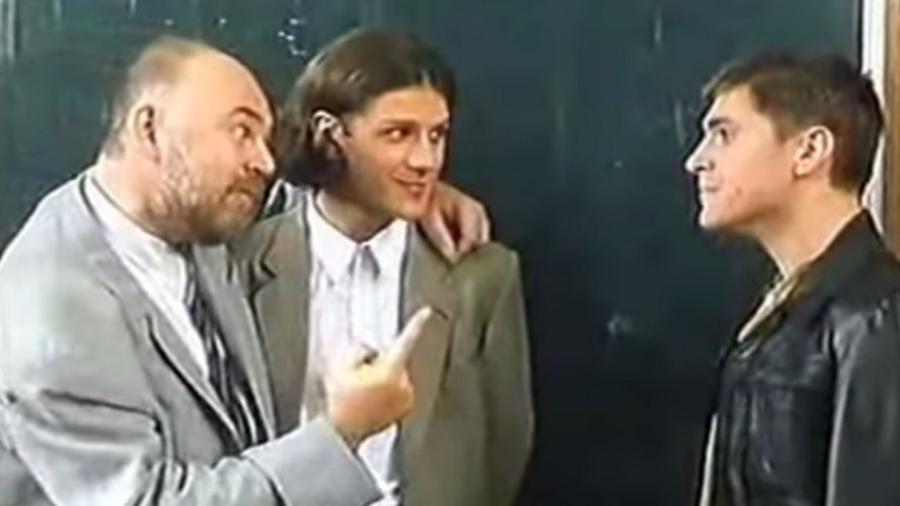 Detalj iz filma Lajanje na zvezde