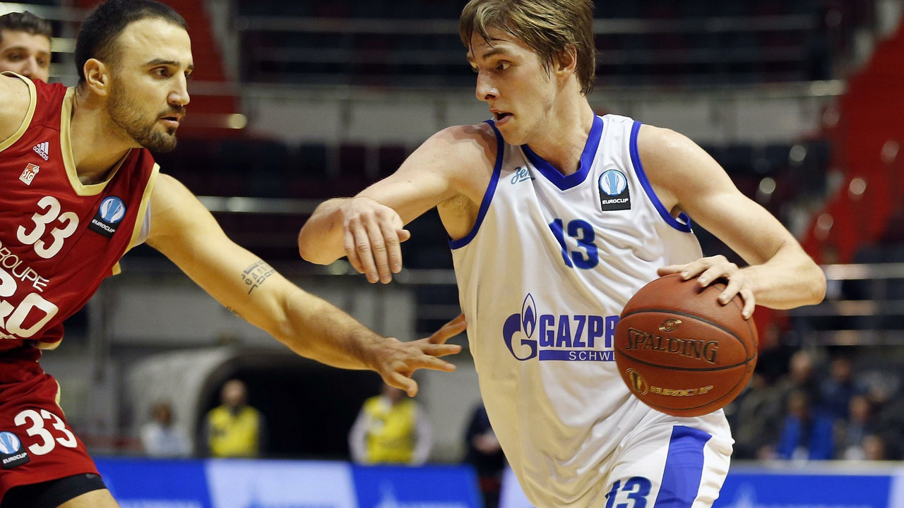 Tadija Dragićević u meču Evrokupa Zenit - Strazbur
