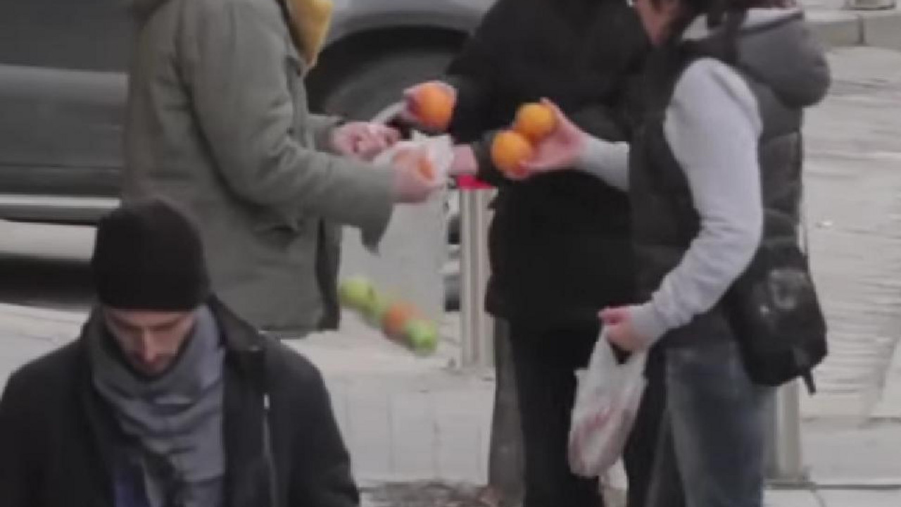 Samsungova reklama - Ruke koje čuju
