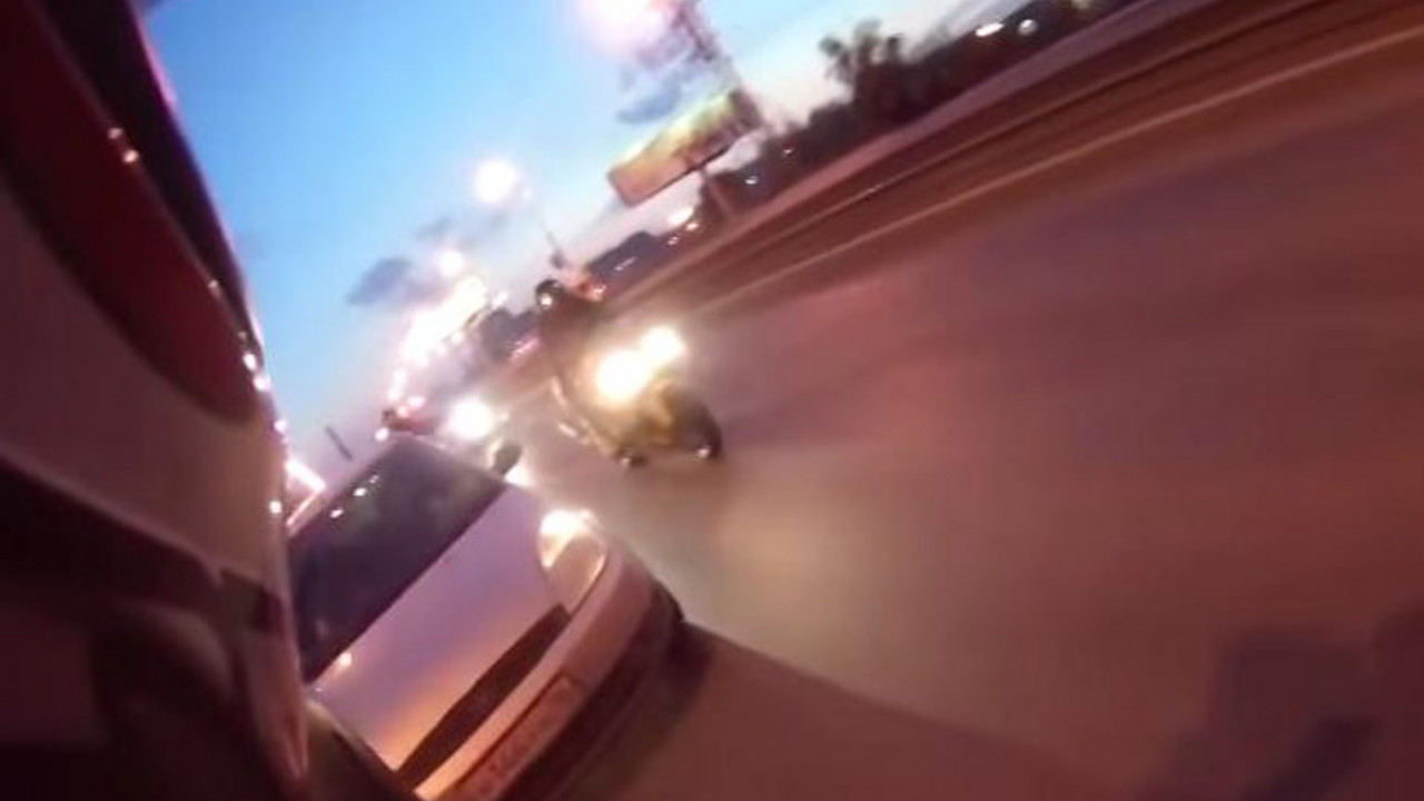 Svađa bajkera i vozača automobila