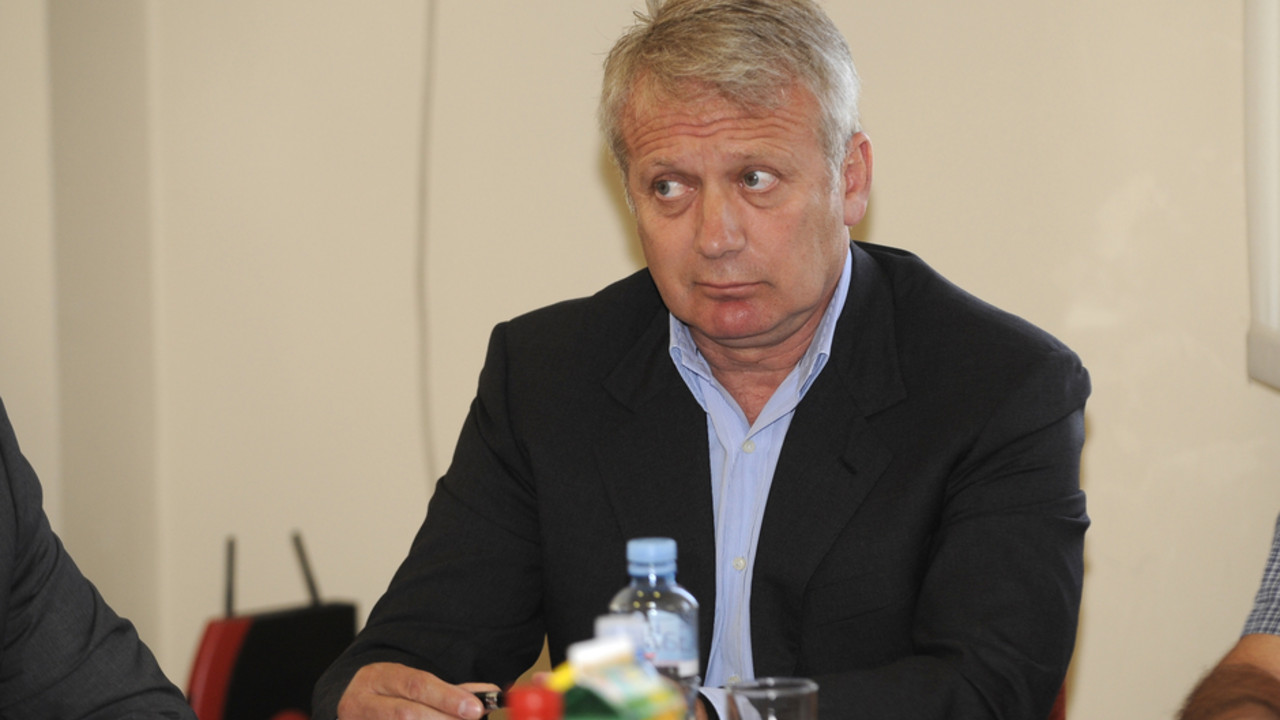 Vladimir Bulatović